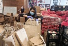 کوئینزکی سینیٹر جسیکا راموس کی جانب سے سینکڑوں مستحقین میں امدادی سامان کی تقسیم