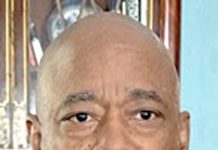 تارکین کے بغیر امریکہ کی بنیادیں ہل کر رہ جائینگی، میئرایرک ایڈمز