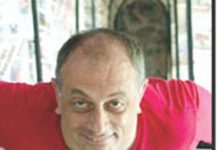 اطالوئ شہرئ کا115ملکوں کے اخبارات جمع کرنے کاریکاڈ