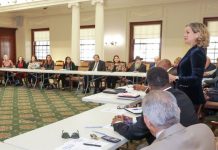 متحدہ لانگ آئی لینڈ ٹاسک فورس کا پہلا اجلاس