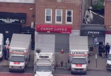 بروکلین کے فیونرل ہومز بری طرح ناکام، ٹرکوں میں پڑی لاشوں سے تعفن پھیل گیا