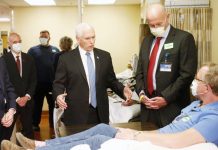 نائب صدر کے ماسک نہ پہننے کی نشاندہی کرنیوالے صحافی کیخلاف کارروائی کا عندیہ