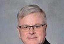 ویڈنائس ہائٹس سٹی کونسل کے ممبرکریگ جانسن اپنے عہدے سے مستعفی