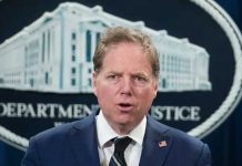 امریکی صدرنے گرین کارڈ اورورک ویزا جاری کرنے پرپابندی لگادی