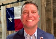 صدر ٹرمپ کے سابق فزیشن رونی جیکسن نے ٹیکساس سے پرائمری سیٹ جیت لی