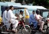 سندھ حکومت نے کراچی میں ڈبل سواری پر پابندی کا فیصلہ واپس لے لیا
