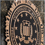 حساس معلومات گھر میںجمع کرنیکا الزام، سابق ایف بی آئی ایجنٹ پر فرد جرم عائد