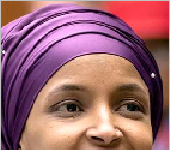 تندو تیز بیانات سے میڈیا میں رہنے والی الہان عمر کی بغیر میک اپ انٹری