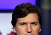 فاکس نیوز کے میزبان ”ٹکرکارلسن” روس کی گڈ بک میں شامل ہوگئے