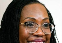 بائیدن کا سپریم کورٹ کی نامزد جج سے رویہ قدرے بہتر رہا:مچ مکونل