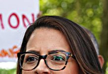 DACAکی دسویں سالگرہ کی تقریب، رکن اسمبلی کاتالینا کی شرکت