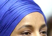 ایرانی مظاہرین کا امریکہ کے مظاہرین سے موازنہ کرنے پر الہان عمر تنقید کی زد میں