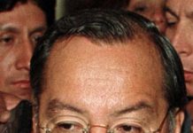 کیوبا کیلئے جاسوسی کا الزام سابق امریکی سفیر فلوریڈا سے گرفتار