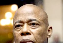 میئر ایرک ایڈمز کی مقبولیت میں تاریخی کمی واقع، 27 سالہ ریکارڈ ٹوٹ گیا