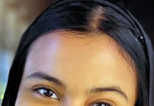 یونیورسٹی آف سائوتھ کیرولینا سے مسلم طالب علم اثنا کی تقریر کو بحال کرنے کا مطالبہ