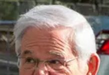 سینیٹر باب مینڈیز کاالیکشن میں آزاد امیدوار کے طور پر حصہ لینے کافیصلہ