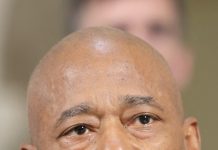 بے قصور ہوں، ناانصافیوںکا مقابلہ اپنی طاقت سے کرونگا:میئر ایڈمز