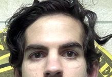 سی آئی اے کے سابق ملازم پر اسرائیلی حملے کی خفیہ معلومات لیک کرنے کا الزام