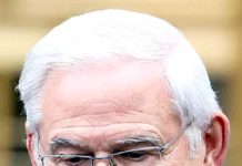 سابق سینیٹر رابرٹ مینینڈیز کو 11 سال قیدکی سزا