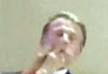 فرانسیسی صدر کی اہلیہ نے تھپڑ رسید کر دیا ویڈیو منظر عام ، صدر کا انکار