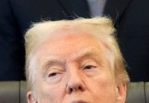 ٹرمپ نے 2020الیکشن کو اُلٹانے کے ملزم روڈی جیولانی کو معاف کر دیا